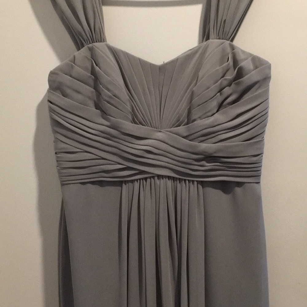 Knee Length Chiffon David’s Bridal Gray Dress